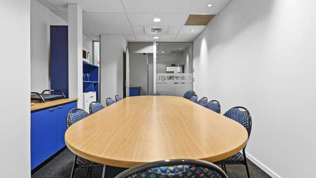 Ground floor/139 Willow Street Tauranga Central_2