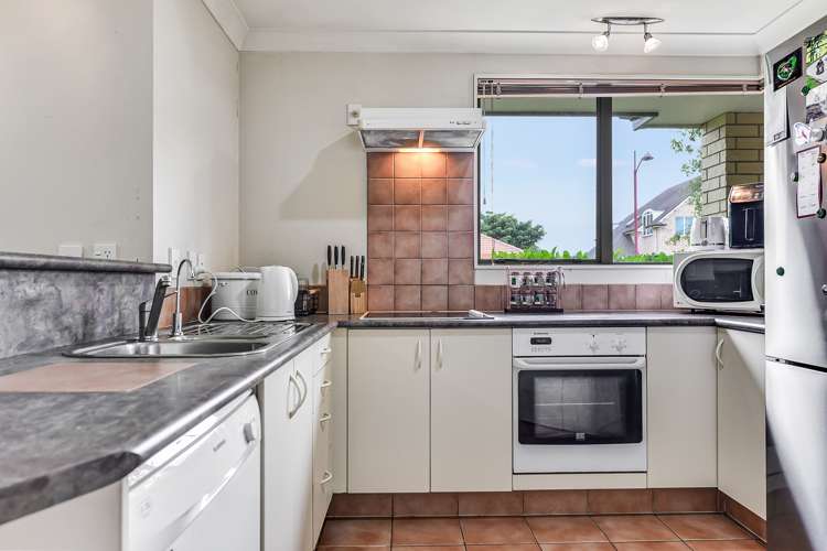 18 Glen Cree Avenue Rototuna_7