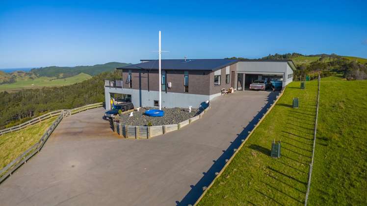 212 Black Jack Road Kuaotunu_18