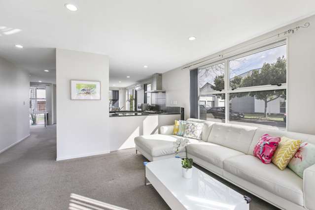 20 Phar Lap Crescent Takanini_1