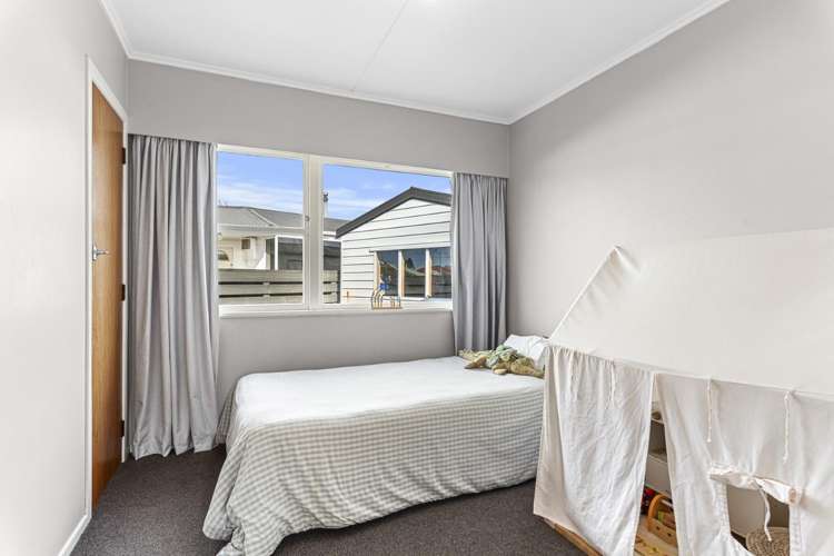 18 Riversdale Drive Merrilands_9