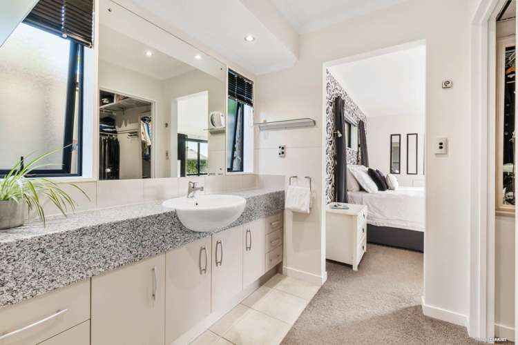 7 Dunvegan Rise East Tamaki Heights_12