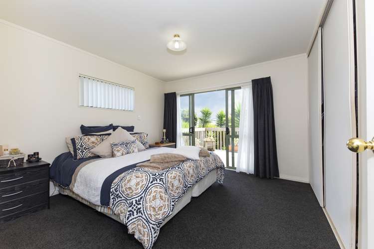 127 Bruce Mclaren Road Henderson_5