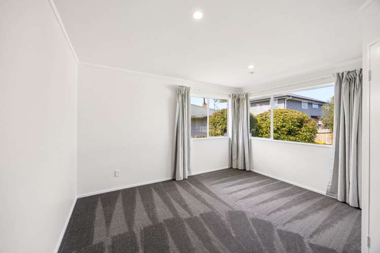 5A Stokes Avenue Te Atatu Peninsula_6