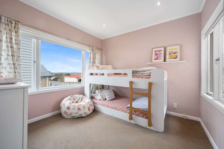 20 Bradbury Road Botany Downs_18