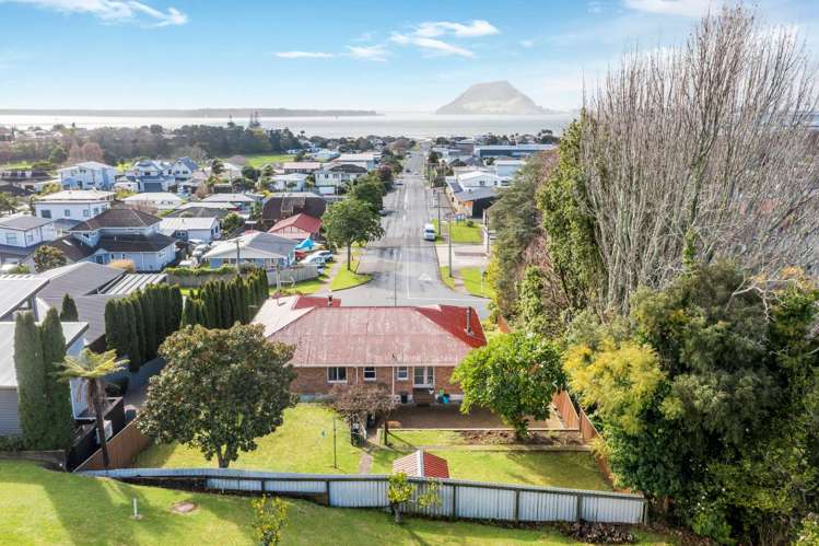 43 Seaview Road Otumoetai_2