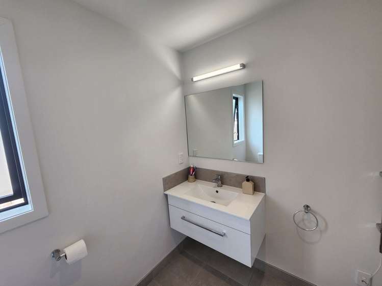 3 Castlepoint Avenue Takanini_14