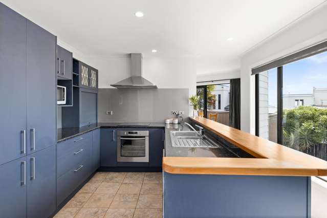 31C The Esplanade Westshore_2