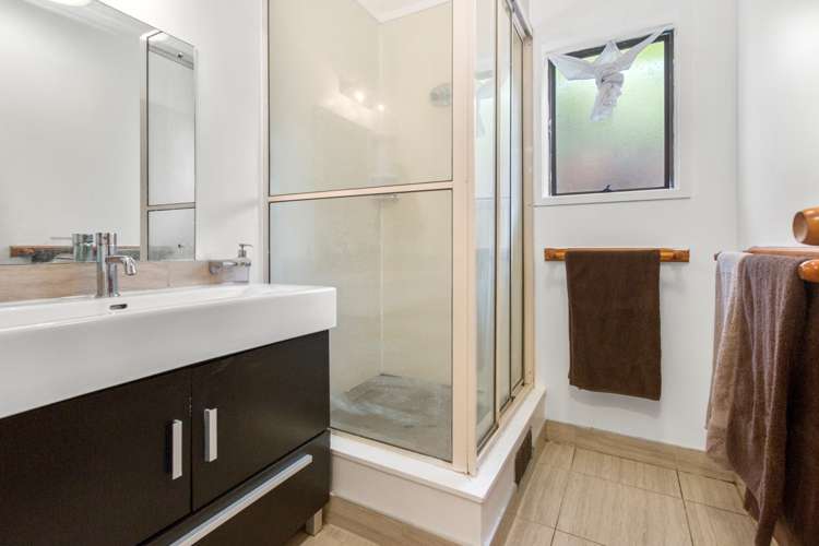 2/12 Methuen Road Avondale_8