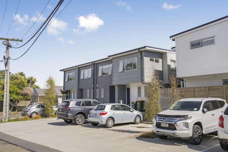 24A Barber Grove Moera_14