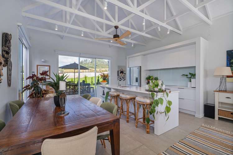 5 Liberty Place Cooks Beach_3