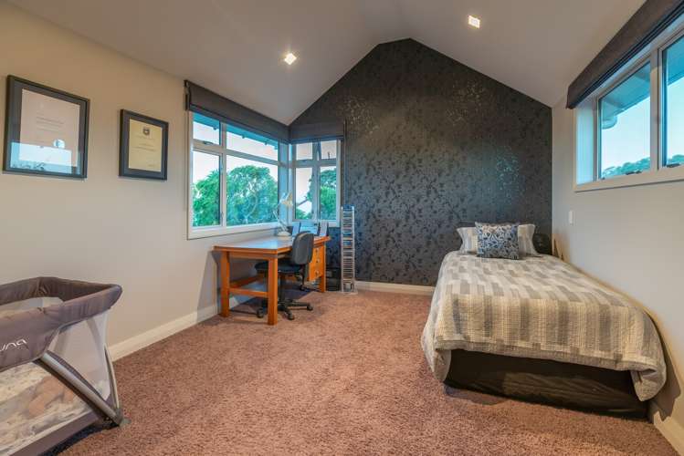 4 Ferryhill Road Epsom_17