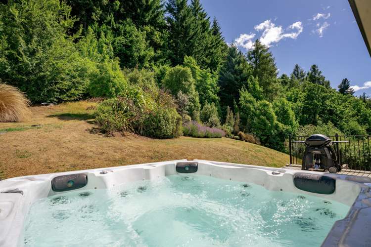 23 Olivers Place Queenstown_26