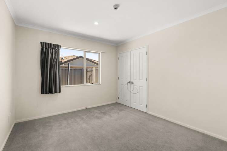 73 Kensington Drive Taradale_10