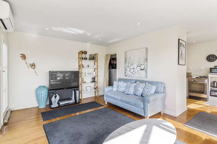 1/349 Glenfield Road Glenfield_6