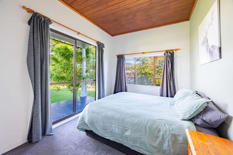 5 Allens Lane Clive_11