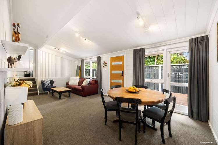 2/2 Claude Road Hill Park_8