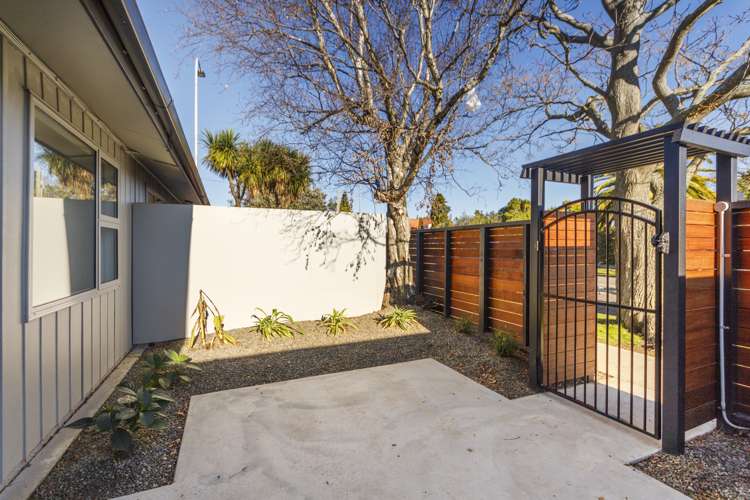 47 Hereford Street West End_1