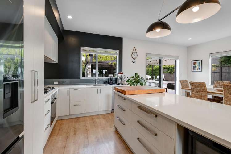 9 Ruth Craig Place Stanmore Bay_10