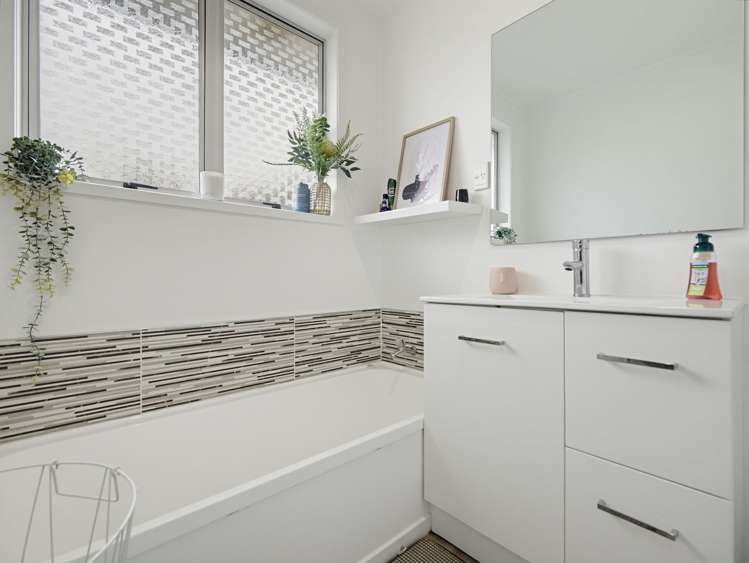 59 Karen Crescent Dinsdale_15
