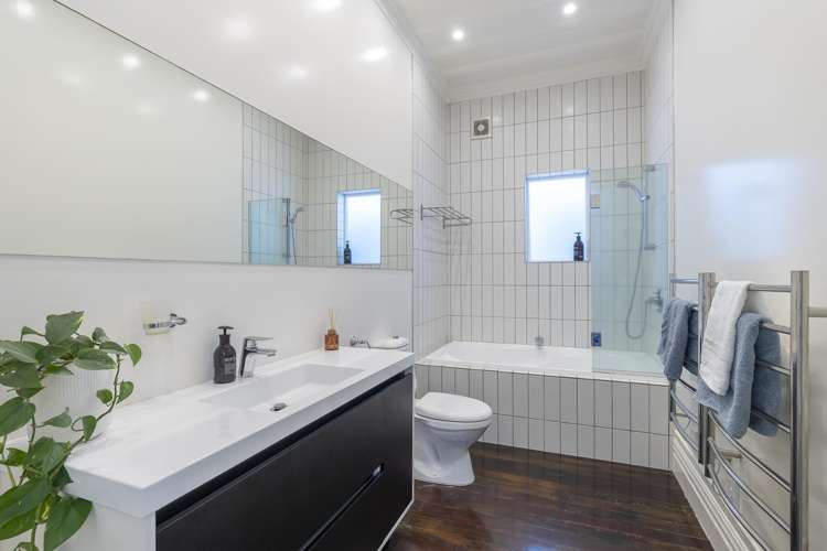 33 Warnock Street Westmere_15