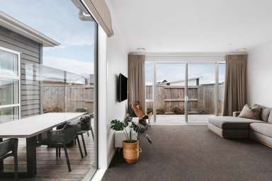 24 Knightia Drive_2