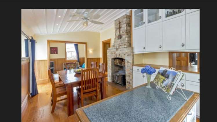 46 Bradbury Road Botany Downs_13