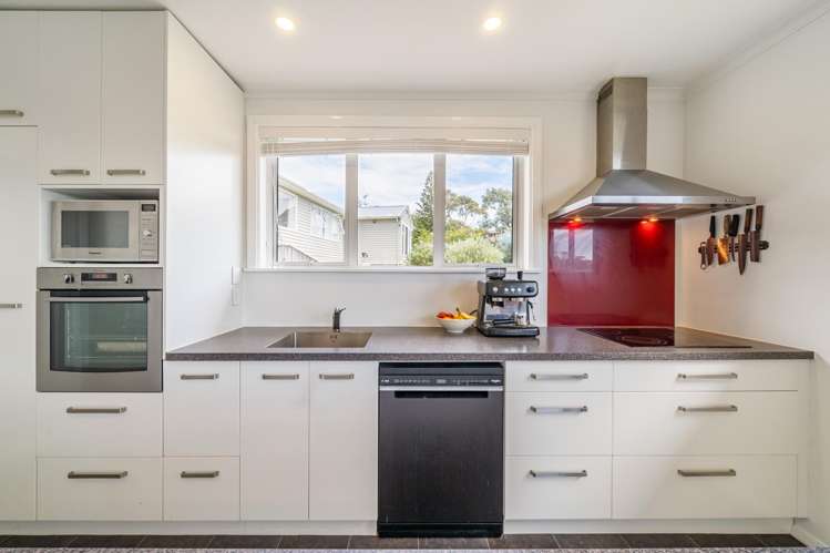 56 Arawhata Street Ranui Heights_3