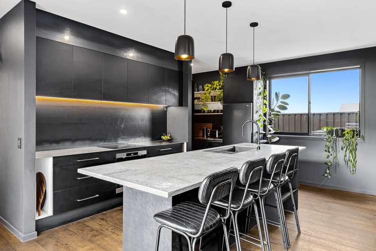 6 Woodpecker Street_4