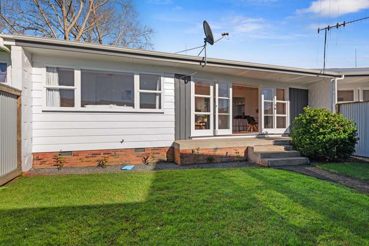 2/11 Matipo Place Woodhill_1