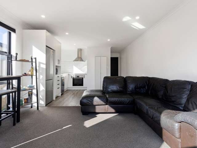 1/4 Searancke Place Fairfield_3