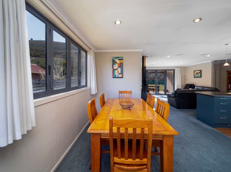 98a Shields Street Clyde_5