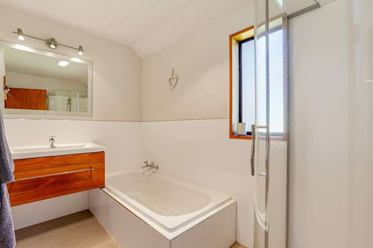 29 Rue Benoit Akaroa_18
