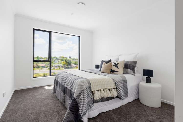 1/17 Halo Green Peacocke_20