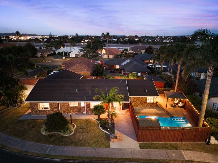 11 Graham Tagg Close Pahurehure_4