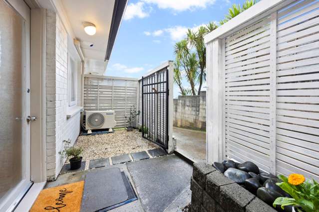 8/12 Rautangi Road Mount Eden_2