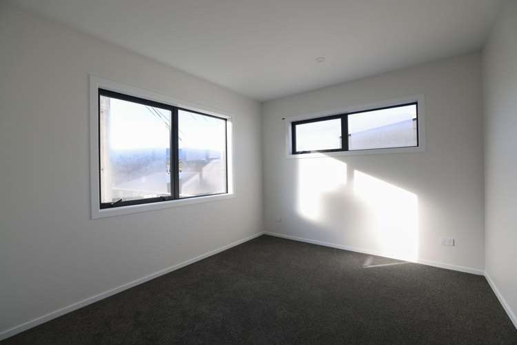 82-84 Gibbons Street_3
