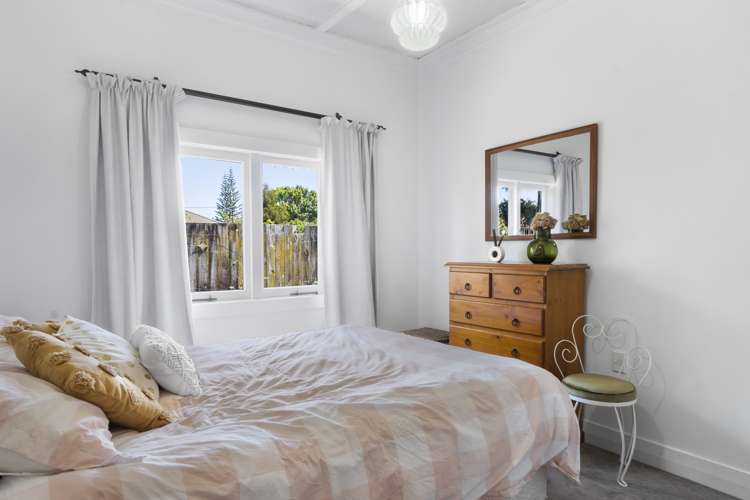 49 Brookfield Street Hamilton East_9