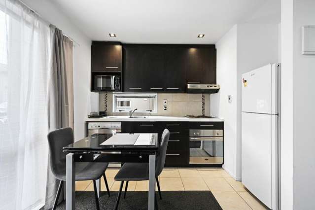 16C Dowding Street 1107_2