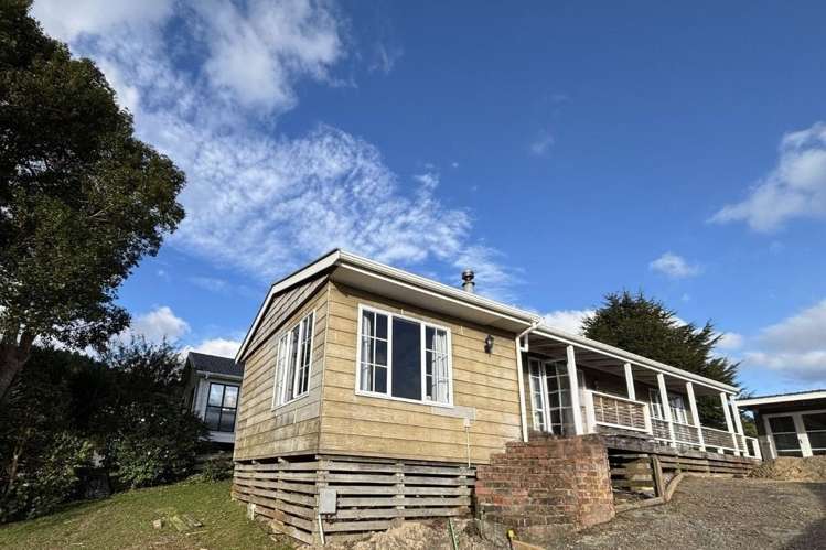 17 Hookway Grove 10587_17