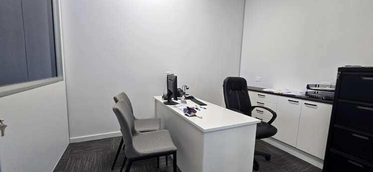 488 Lake Road Takapuna_11