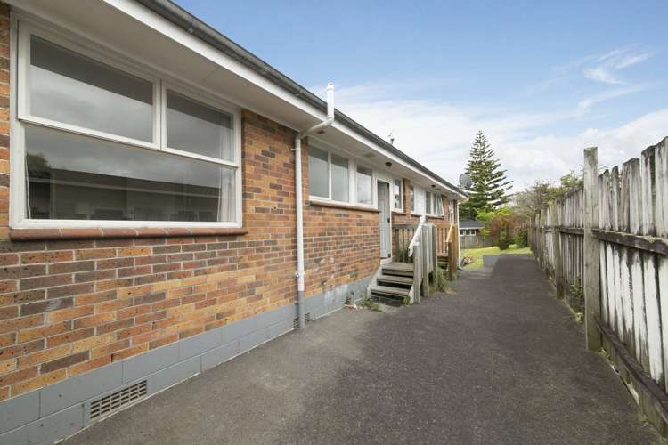 2/24 Alcock Street Mount Wellington_5