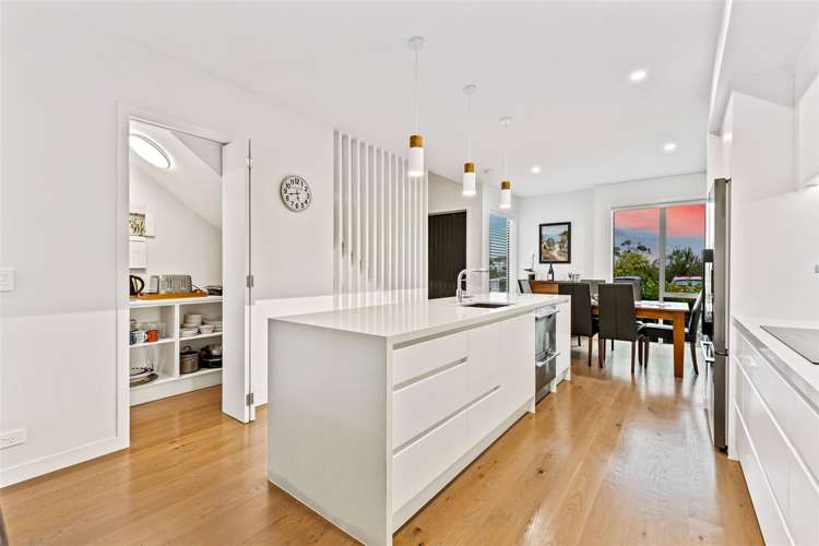 6 Catalina Bay Drive Hobsonville_8