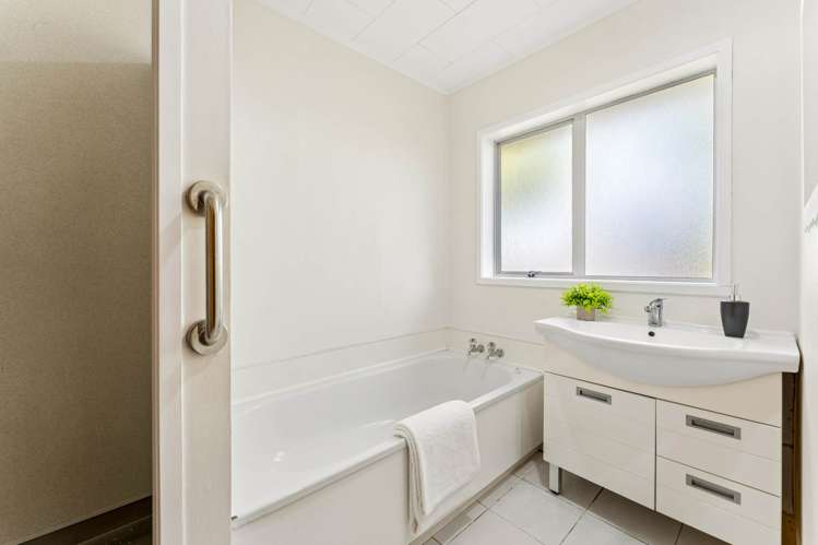 21B Moenui Avenue Orewa_9