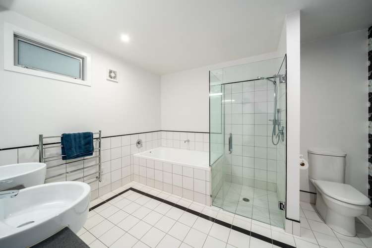 96A Nicholson Road Khandallah_18