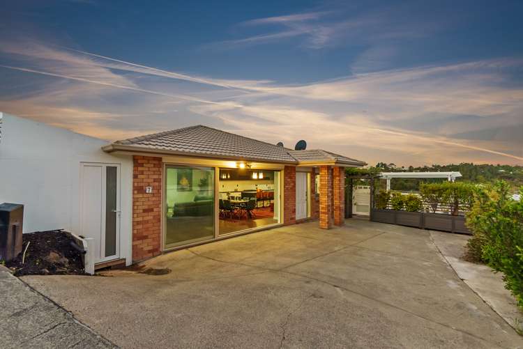 7 Exotic Place Massey_23