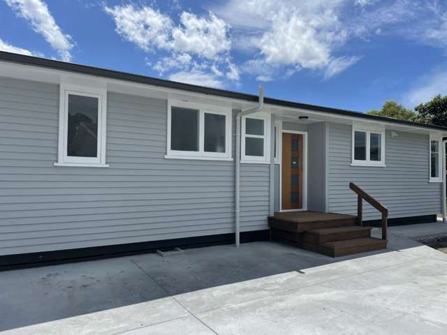 702A Dennett Street 10487_2