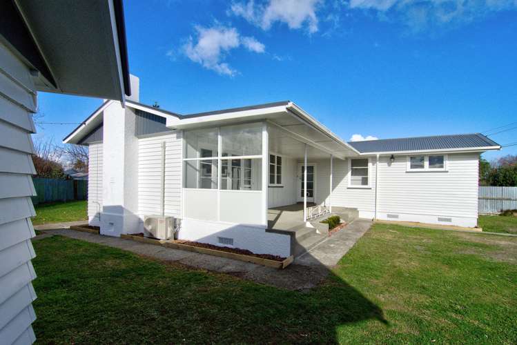15 Jones Place Masterton_17