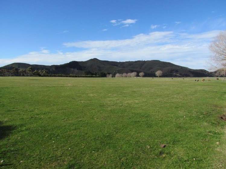 150 Lower Flag Range Road Sherenden_2