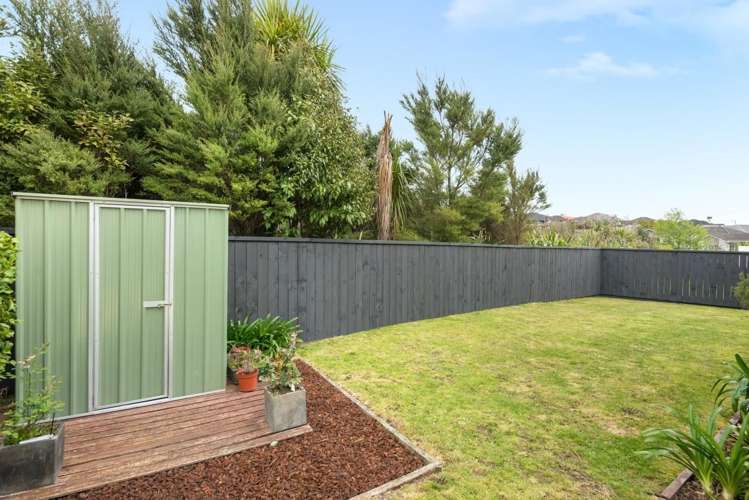 7 Crater Close Pyes Pa_19